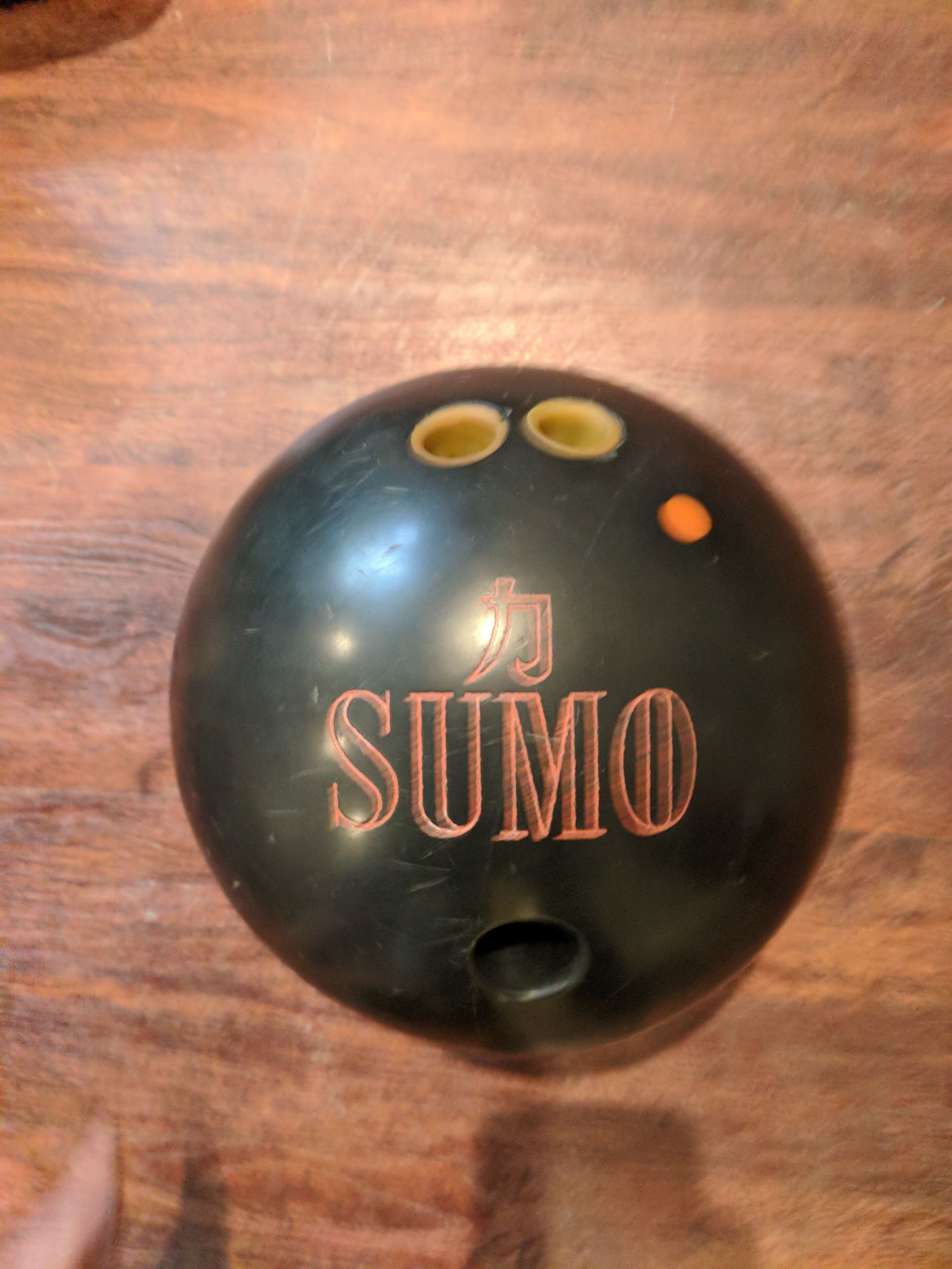 AMF Sumo bowling ball