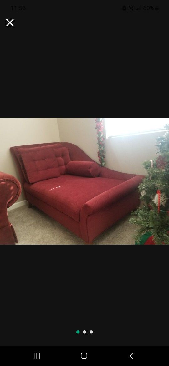 Cleopatra Couch