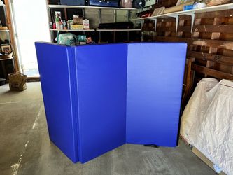 Premium Blue Folding Gymnastics Mat
