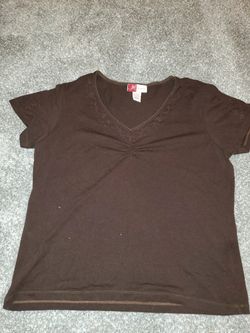Embroidered T shirt