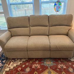 La-Z-Boy Dual Reclining Electric Couch And 2 Matching Recliners 