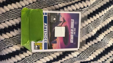 Comic con ticket Friday