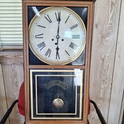 Antique  IMGRAM LARG REGULATER WALL CLOCK  NEEDS  WORKS  NICE  WALL  PIECE 