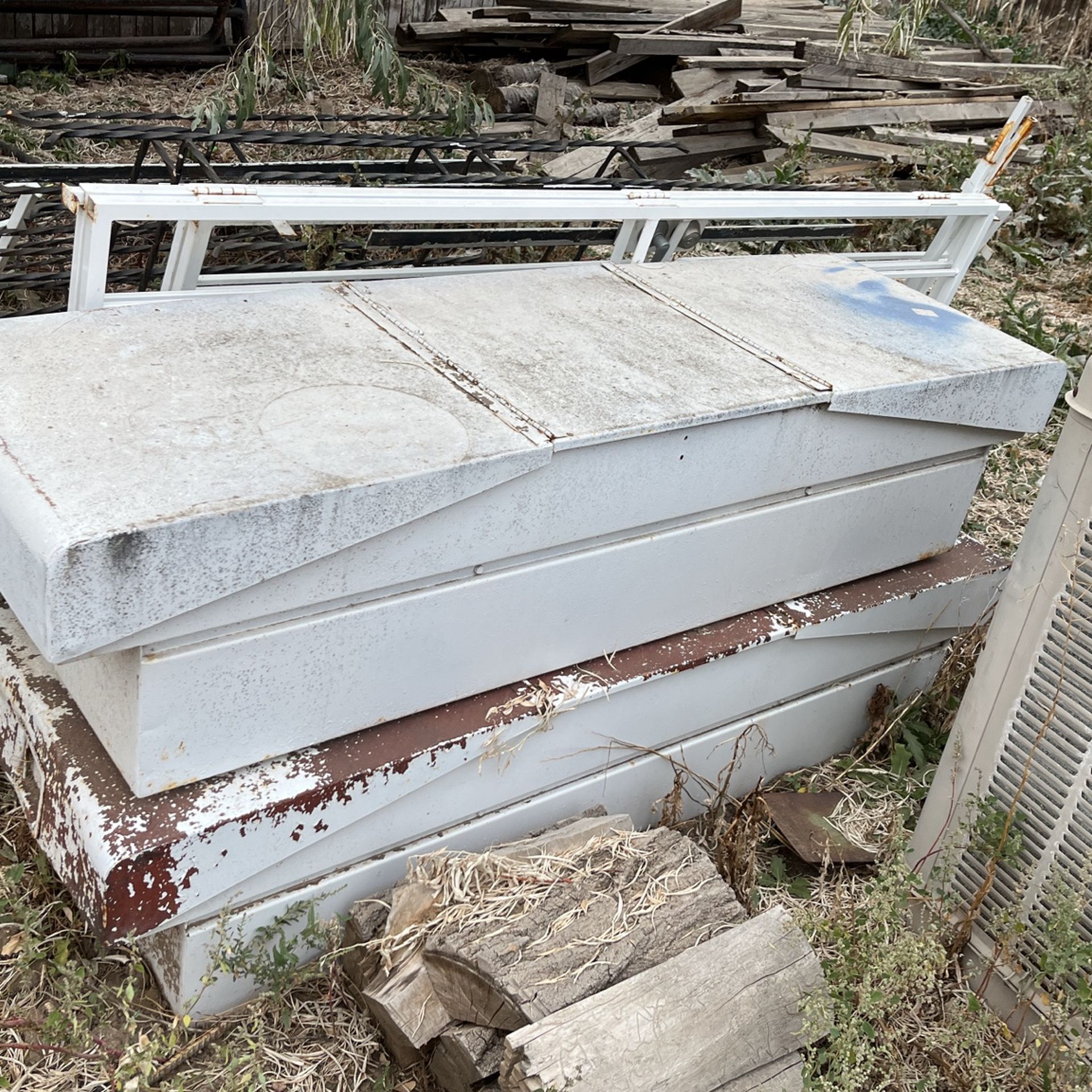 Toolboxes for truck beds