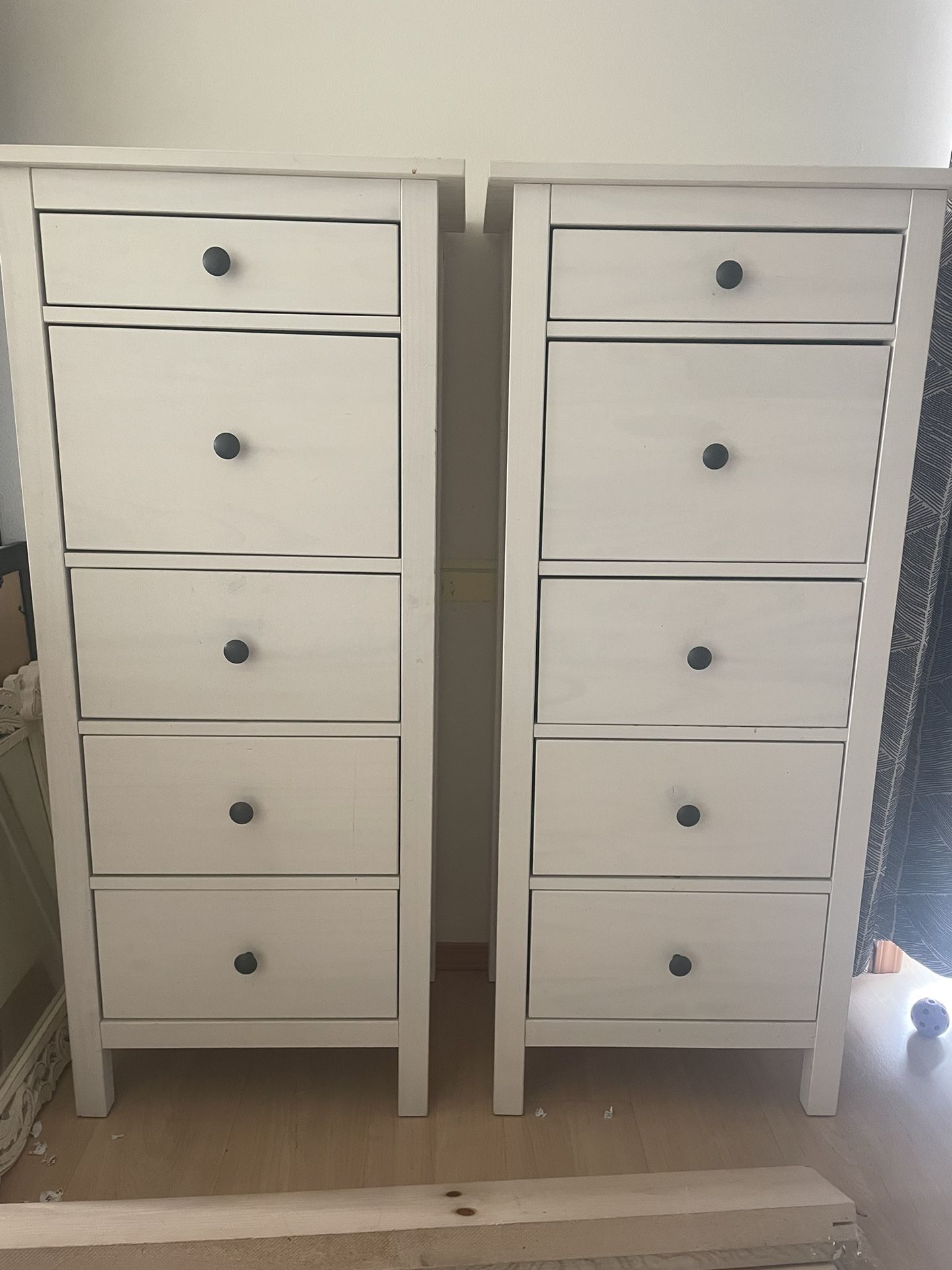 Hemnes Dresser Nightstands for Sale in Snohomish, WA OfferUp
