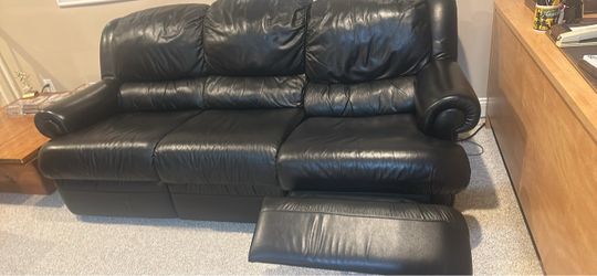 Black Leather Reclining Sofa