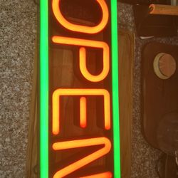 OPEN Sign, Changes colors