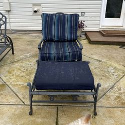 2 Patio Captain Chairs With Ottomans