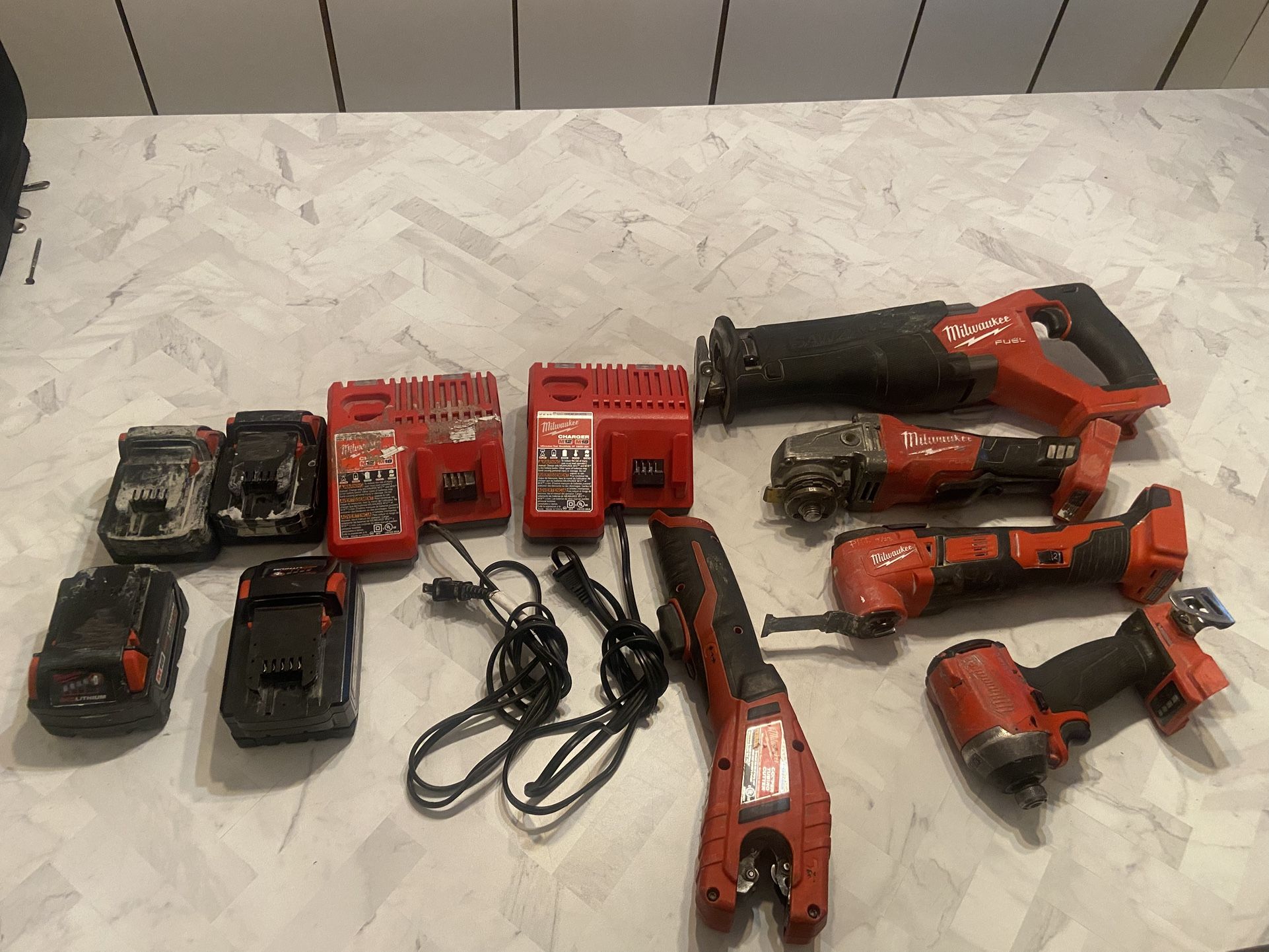 Milwaukee Power Tools