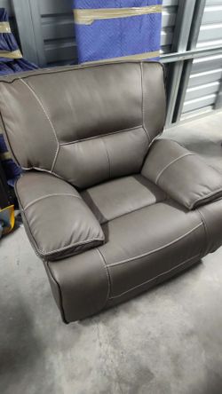 Pemberly Row Modern Fabric Power Recliner in Haze Gray Finish