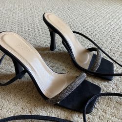 4” Black Heels - Shoes - 6/6.5 Women