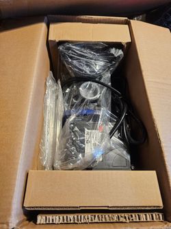 Pool pump new sealed in box.