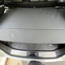 2021 2022 2023 2024 Toyota Venza Cargo Cover And Cargo mats
