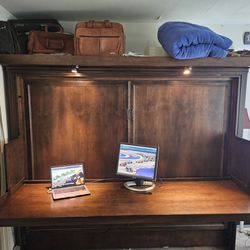 Wilding Wallbed (Dissapearing desk model)