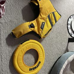 Dog Coat/ Life Jacket  And Frisbee  $20 Obo 