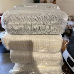 280 Newborn Diapers