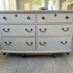 Solid Wood Dresser 