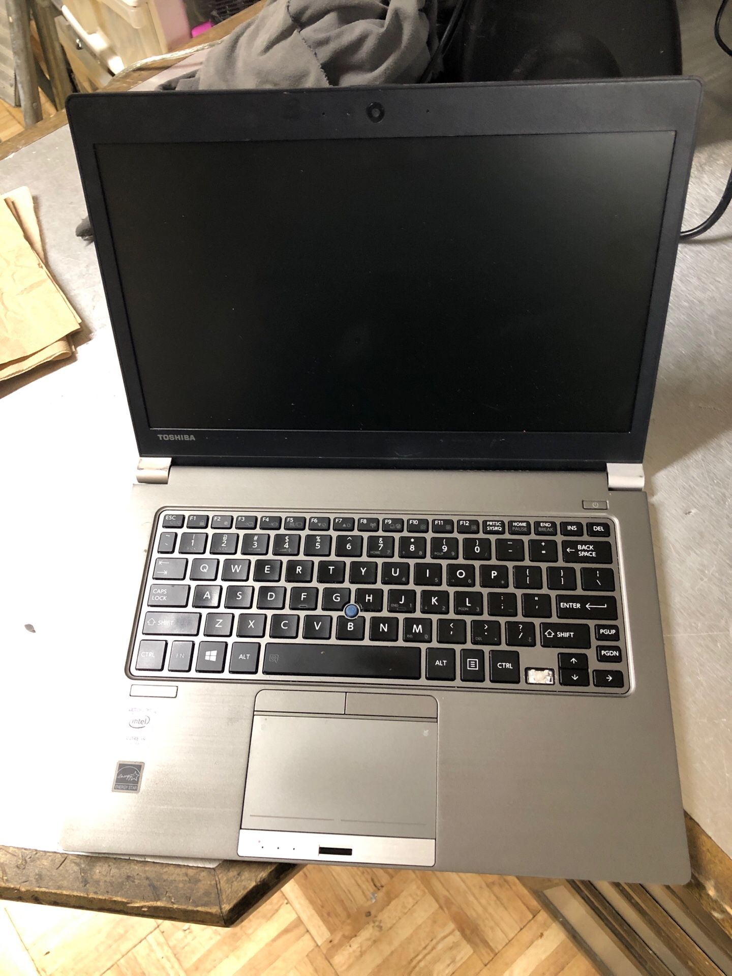 Toshiba 14 netbook laptop very light i5 cpu 8gb ram 128gb msata boot fast