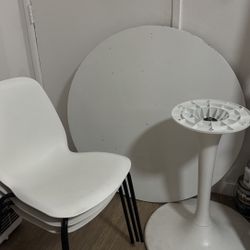 Free Round Table And Chairs 