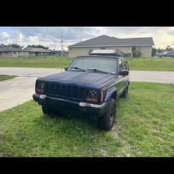 2000 Jeep Cherokee