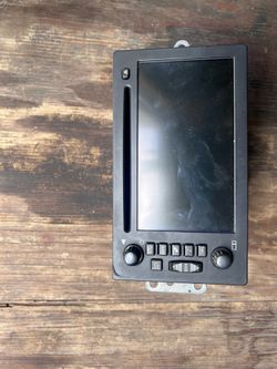 GMC Yukon denali original stereo 2005