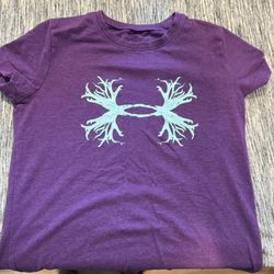Girl’s Under Armour T-Shirt