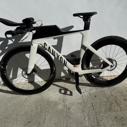Canyon Speed max CF Triathlon Bike 