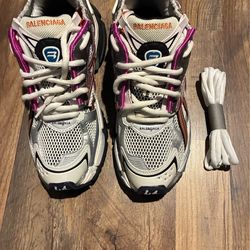 balenciaga runners size 41