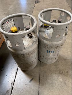 Forklift Propane tanks