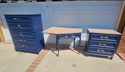Dresser and Desk Set