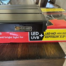 Zoo Med Reptisun LED UVB hood 30”