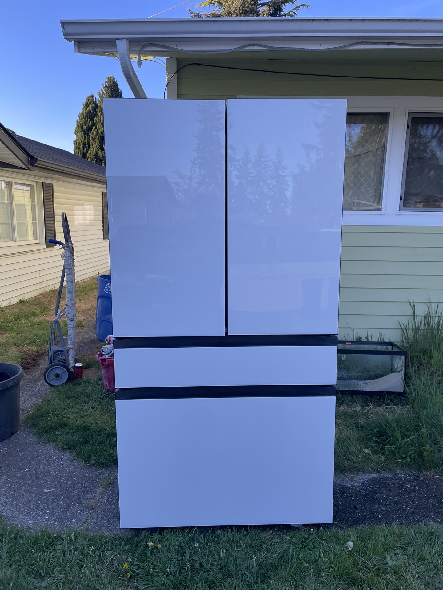 2,000 Samsung 29 Cu Ft Fridge 4 Door Bespoke 