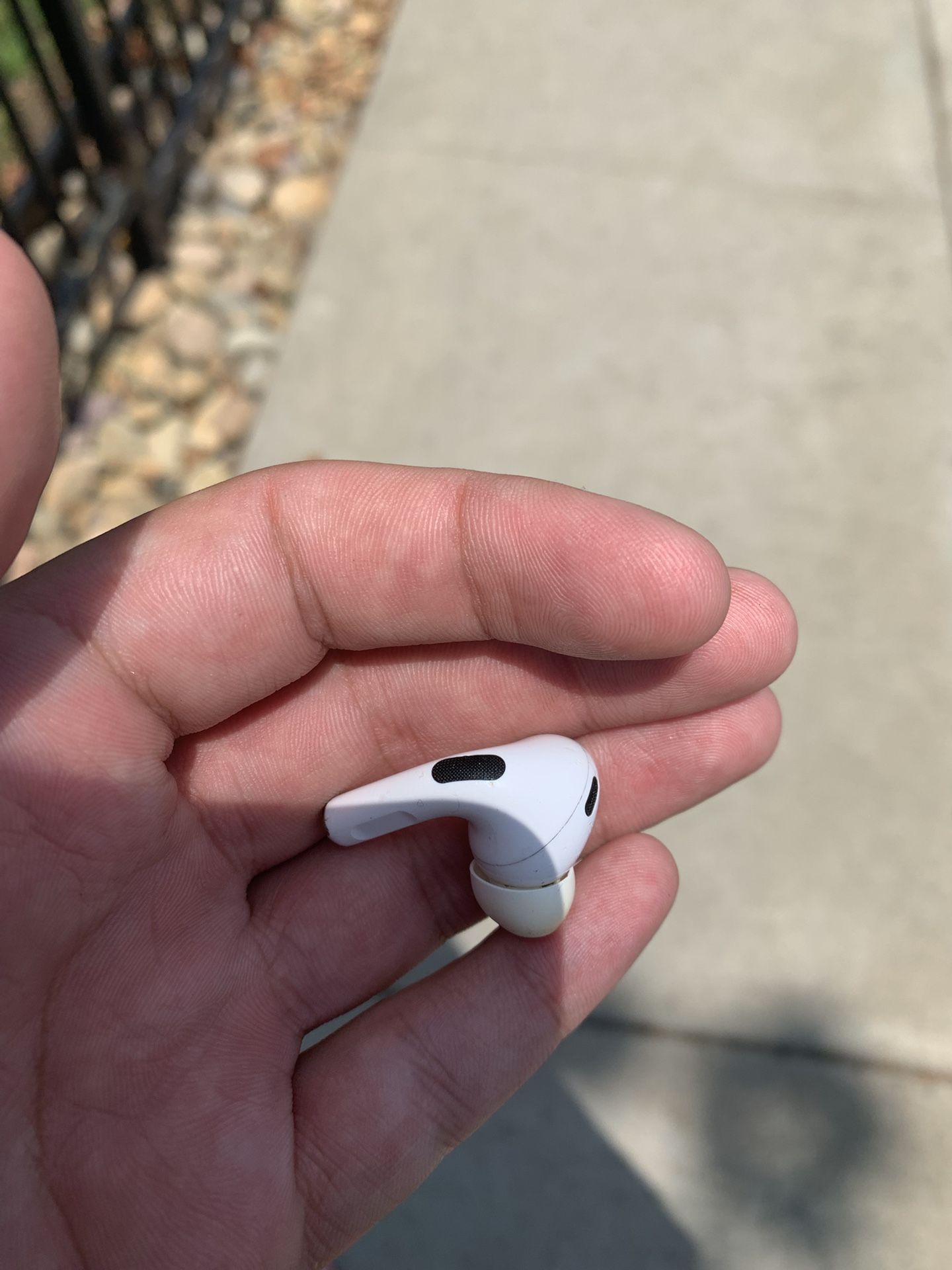 AirPod Pro 2 Right AirPod Only