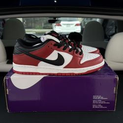 Nike Dunk Low Chicago