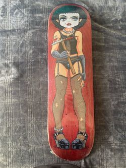 Skateboard deck