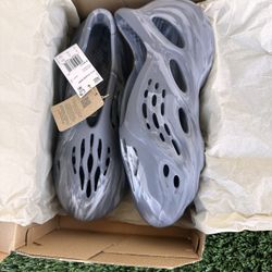 Adidas Yeezy Foam RNR Mx Granite