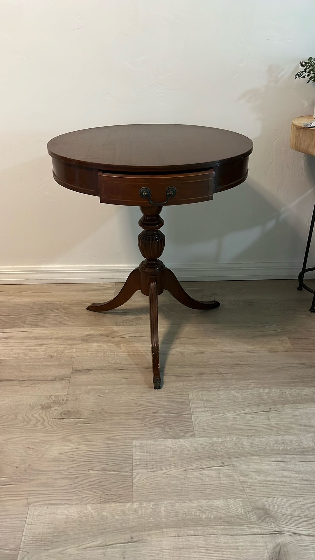 Duncan Phyfe Style End Table