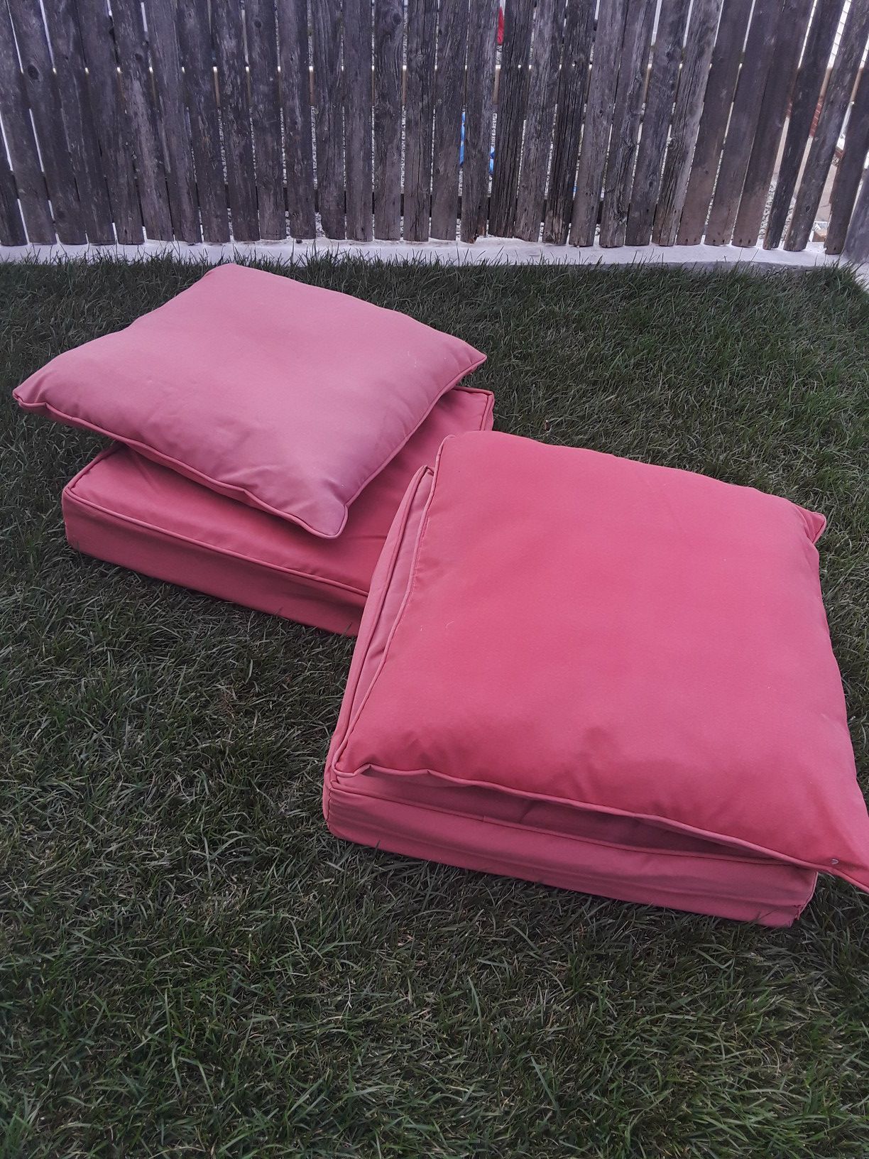 Outdoor deep cushion set 4 bottom 4 tops. 24x24