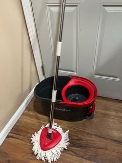 O’cedar mop with bucket