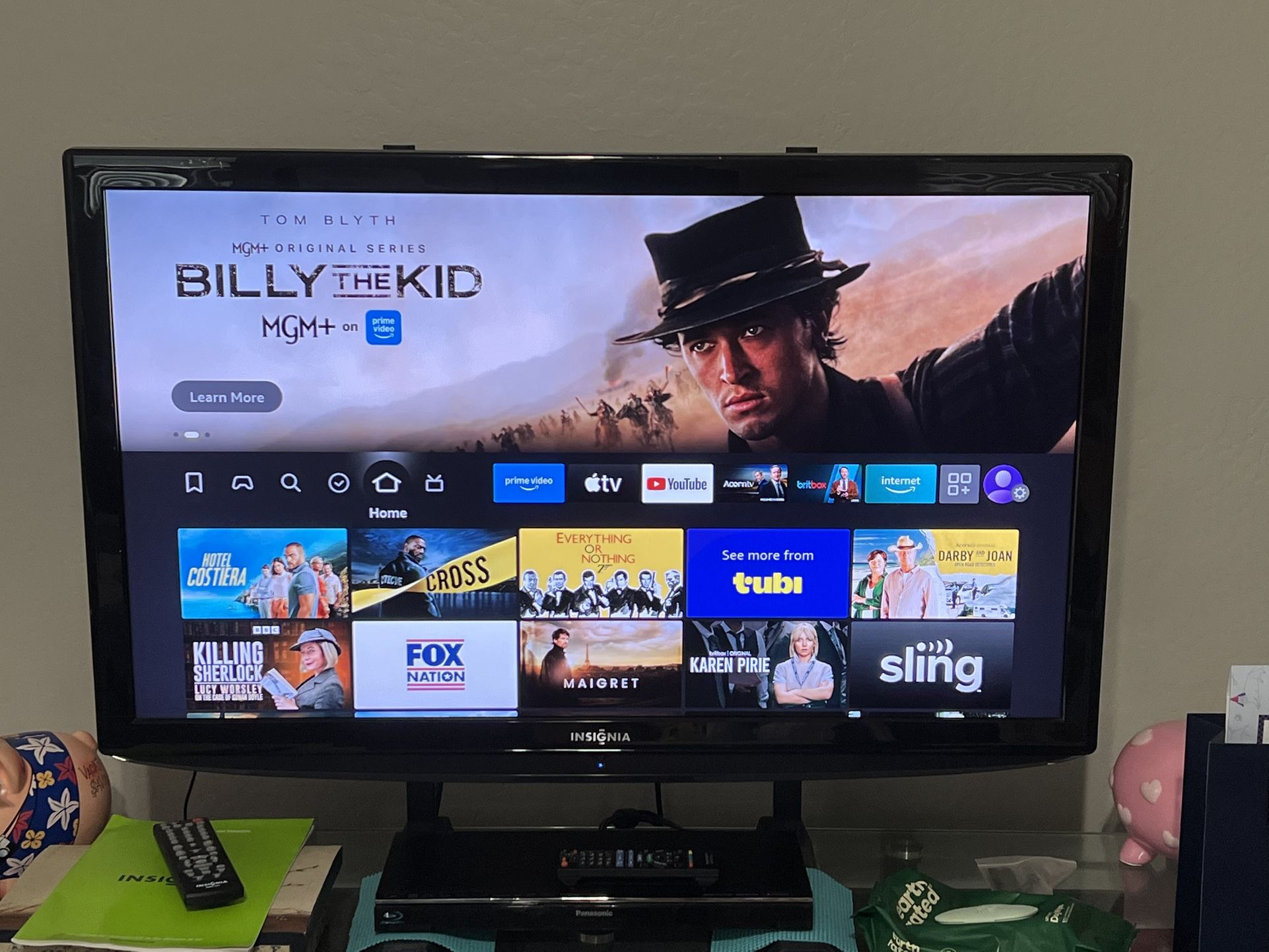 42" LCD HD TV NS-LCD42HD-9