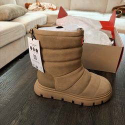 Hunter Maribel Lug-Sole Boot Women’s 5