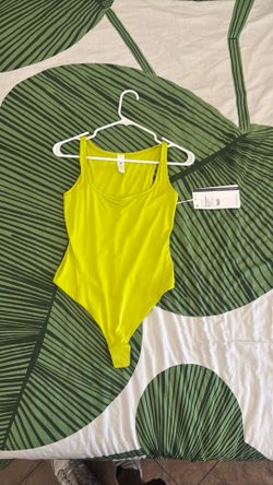 Wundermost square neck bodysuit lululemon