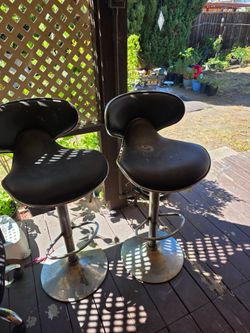 Bar stool (2)