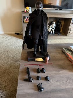 Hot toys The rise of skywalker kylo ren