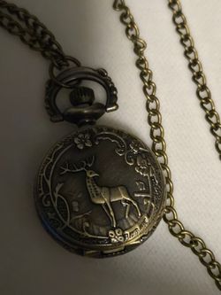 Bronze Buck Deer Pocket Watch with 30-Inch Chain Quartz