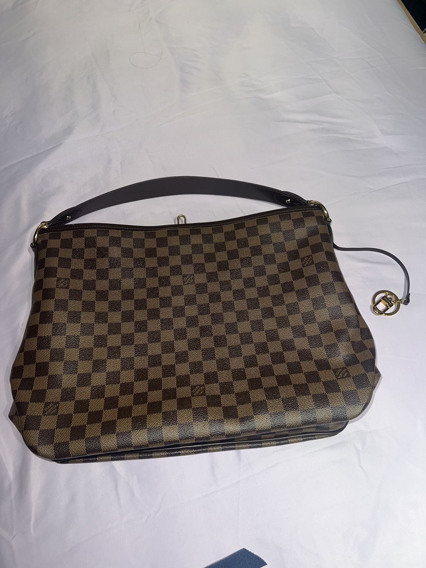 Authentic Louis Vuitton MM MN Hand Bag Purse for Sale in South Gate, CA -  OfferUp