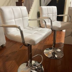 White Low Back Metal Bar Stool with Faux Leather Seat (Set of 2) 