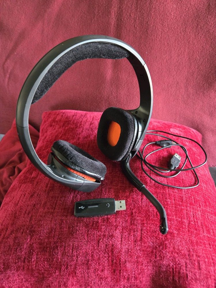 Plantronics Gamecom Wireless Headphones