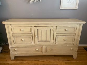 Solid Wood Broyhill Cabinet / Dresser