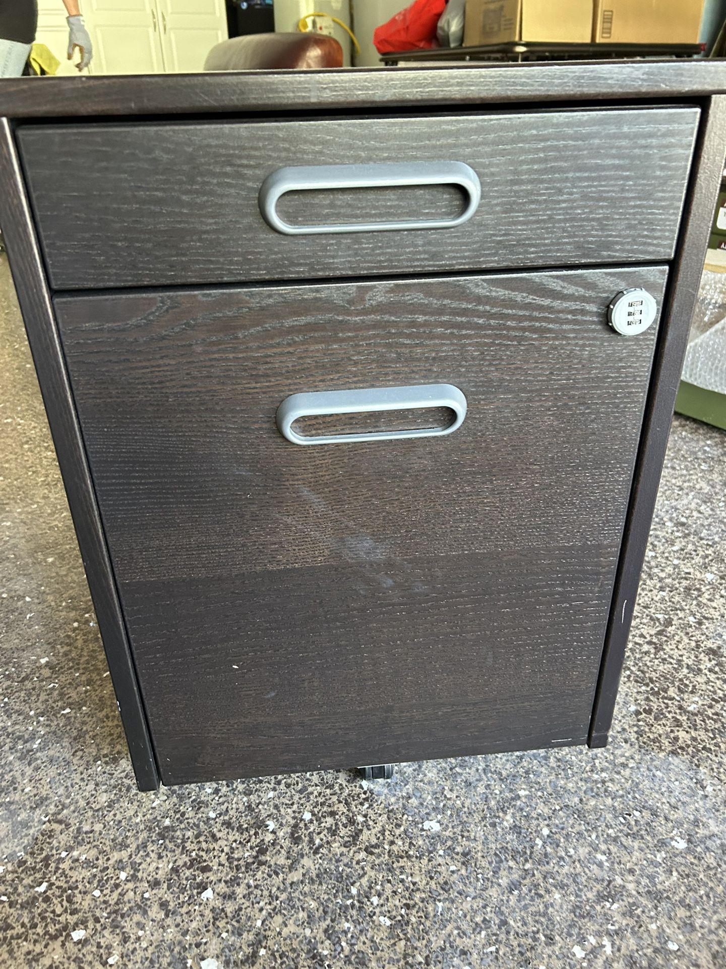 File Cabinet With lock